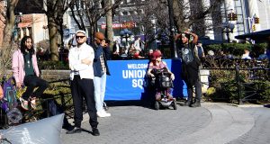 Real New Yorkers posing at Union Square Park