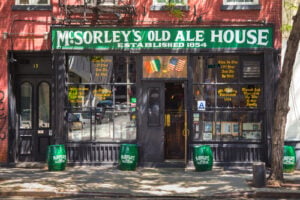 10 Oldest Historic Taverns & Bars in NYC