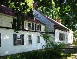 Manee-Seguine Homestead