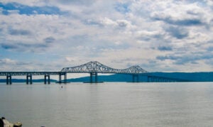 Original Tappan Zee Bridge viewed from Tarrytown, New York, in 2006
