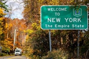 Welcome to New York sign at the Connecticut–New York state line near New Canaan