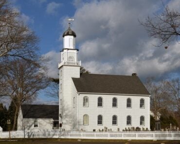 10 Historic Long Island Towns Where Early American Charm Still Survives 10 Historic Long Island Towns Where Early American Charm Still Survives