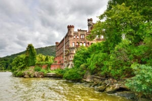 Bannerman Castle, Hudson River