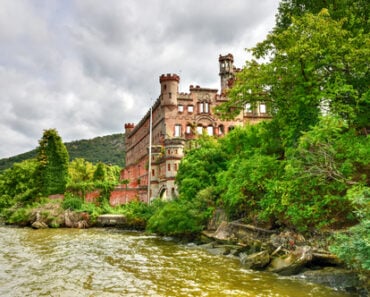25 Abandoned Places in Upstate New York and What Happened to Them