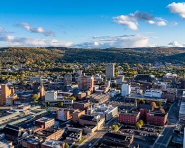 25 Famous Comedians You Didn’t Know Were From Upstate New York